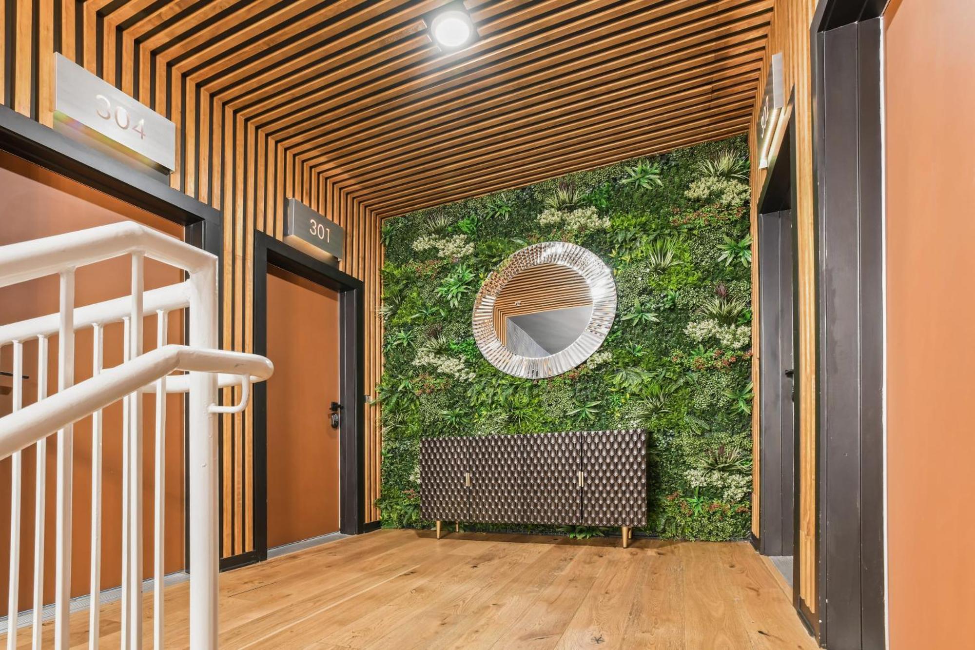 Stupendous Heart Of Piedmont Park Two Story Loft Apartment Atlanta Exterior photo