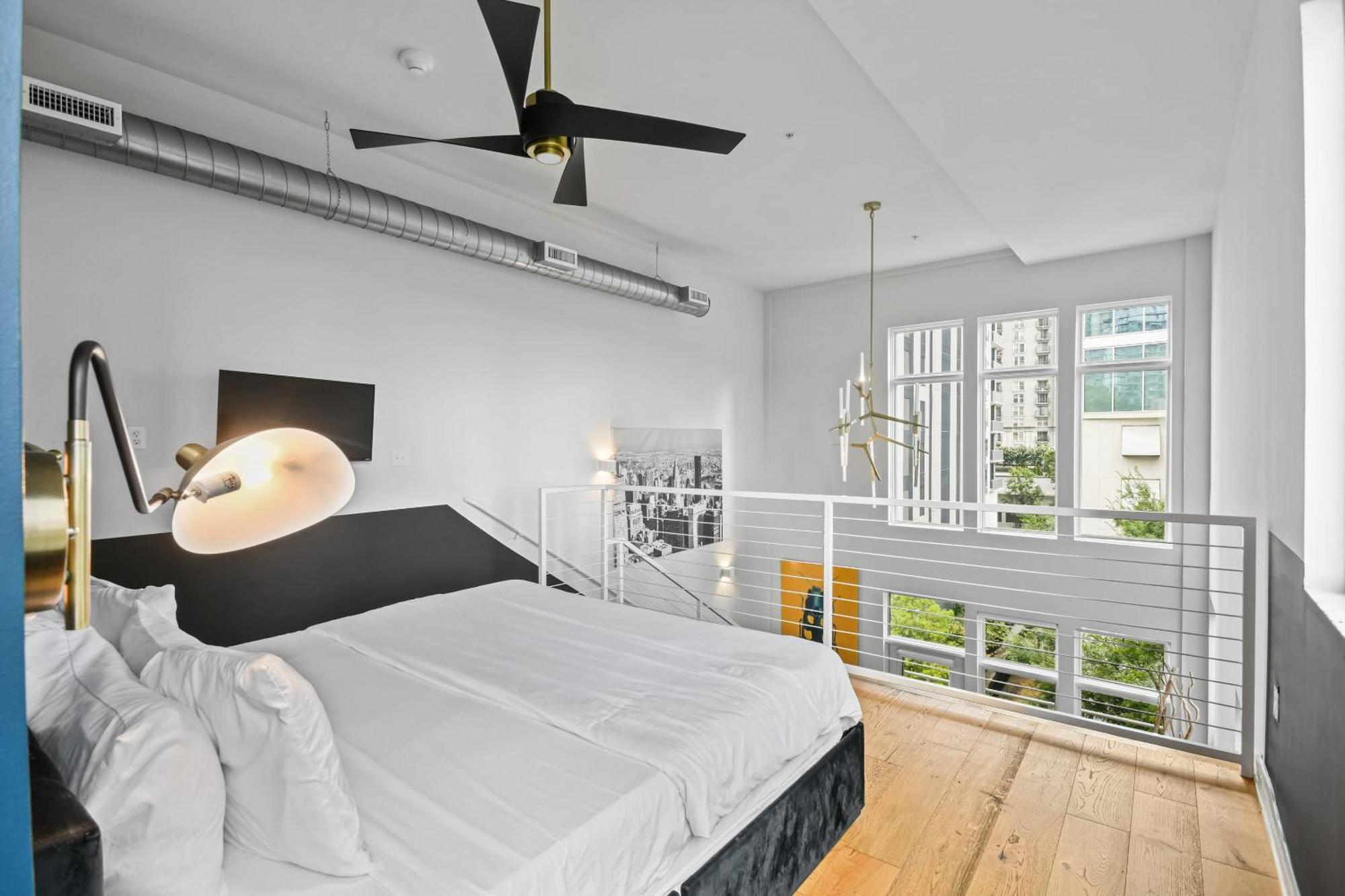 Stupendous Heart Of Piedmont Park Two Story Loft Apartment Atlanta Exterior photo