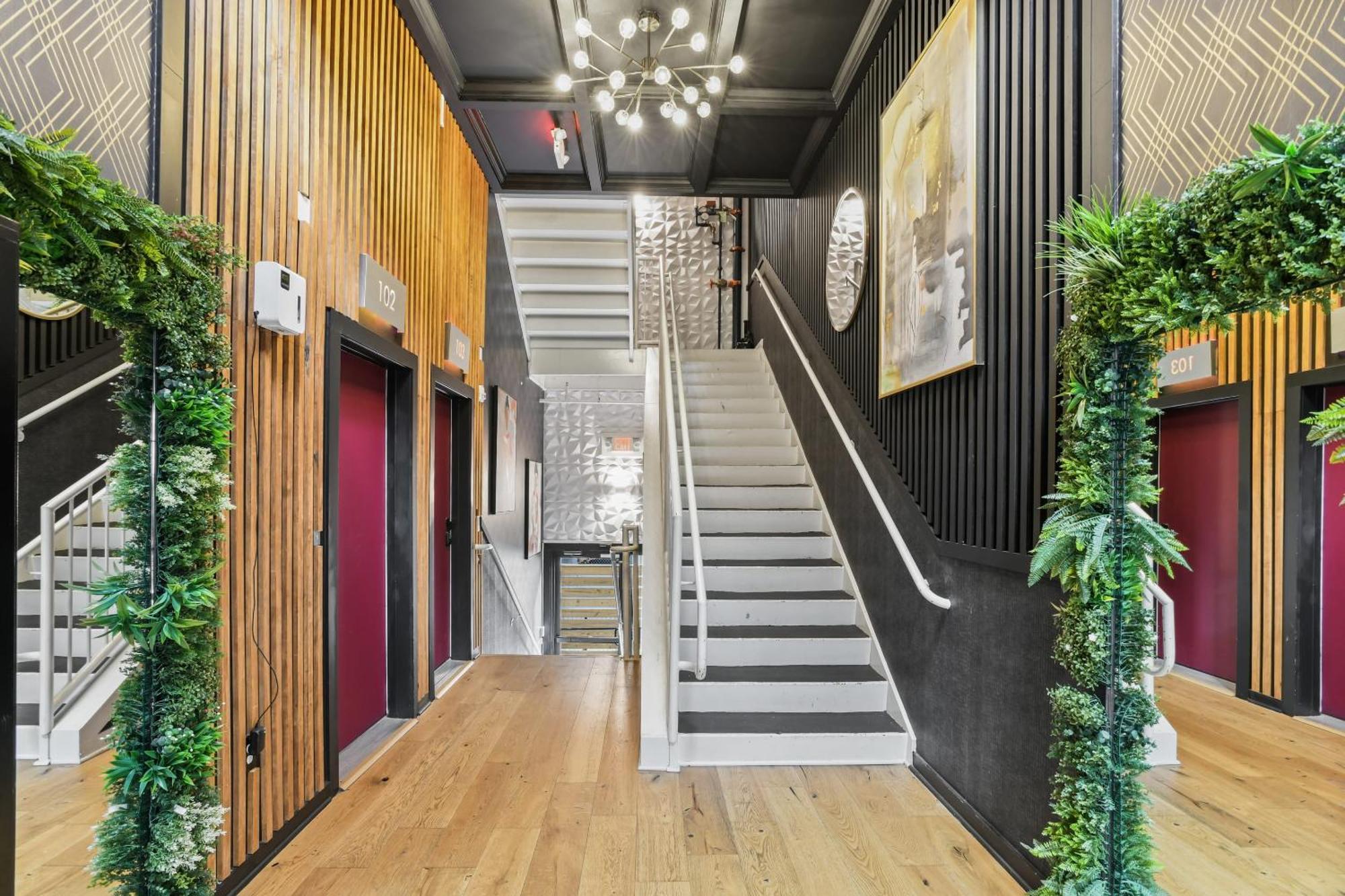 Stupendous Heart Of Piedmont Park Two Story Loft Apartment Atlanta Exterior photo